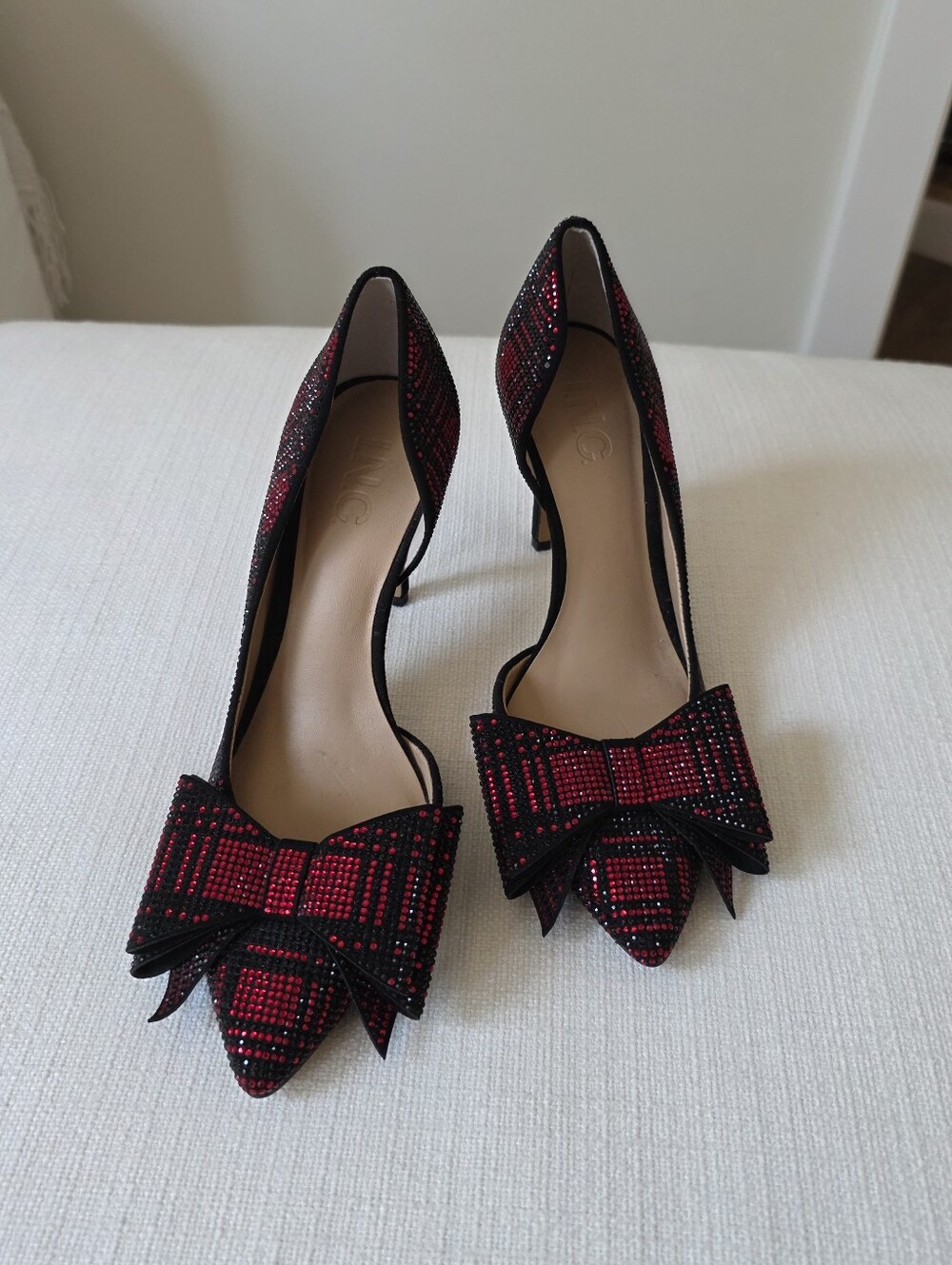 INC Red and Black Crystal Bow Pointed-Toe Women's Pumps